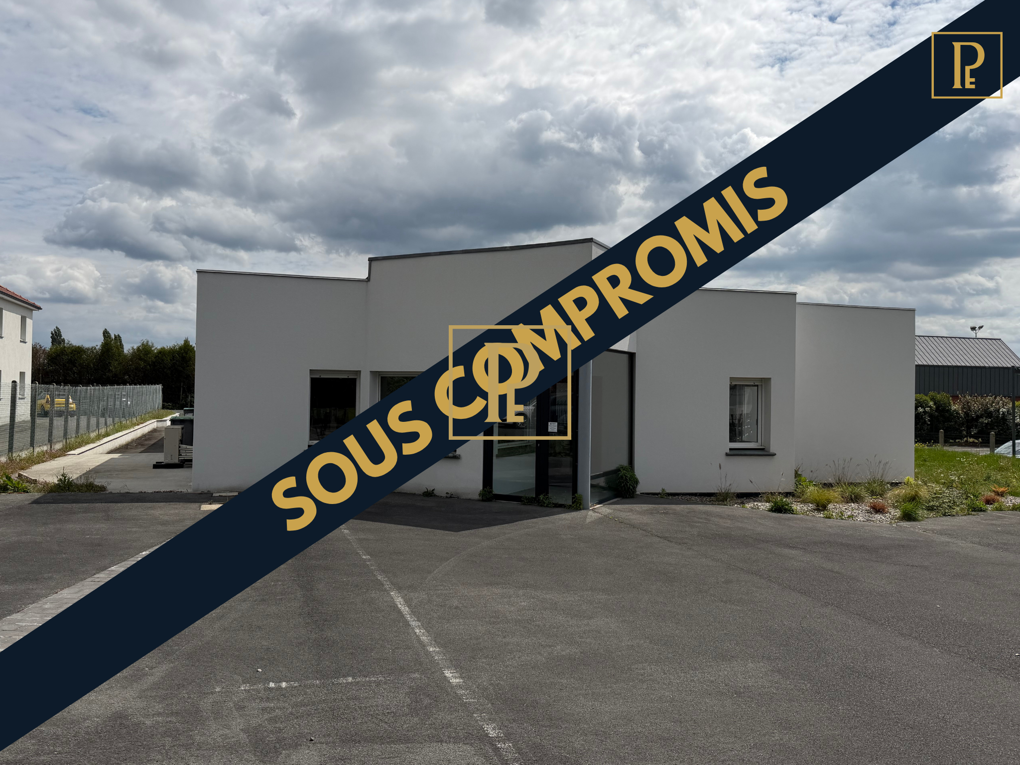 Local d'activité à vendre à Anzin st aubin, 550 m² – photo 1 sur 9